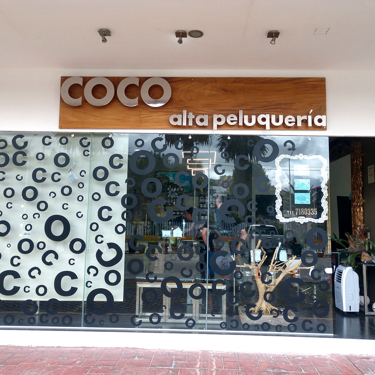 Plaza Revo Pachuca <b>L107</b> - COCO ALTA PELUQUERÍA